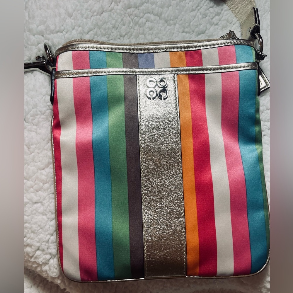 NWOT-Coach Julia  Legacy Swing Pack